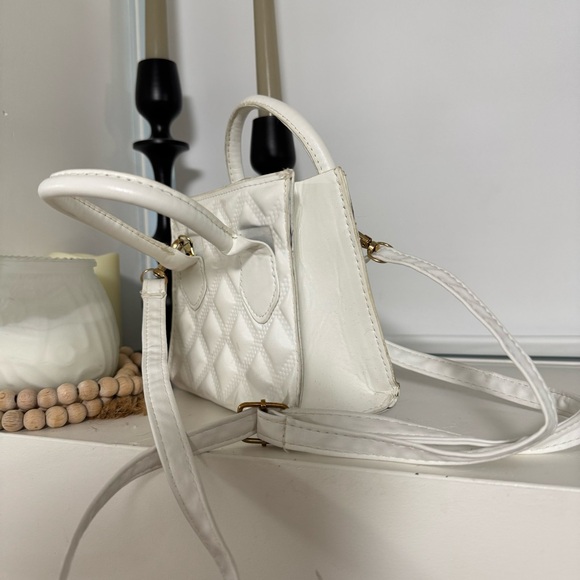 White Purse - Picture 6 of 6